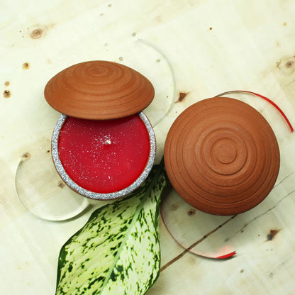 HUT Premium Soy Wax Blend Candles / Reusable Candle Holder Pot – Set of 2