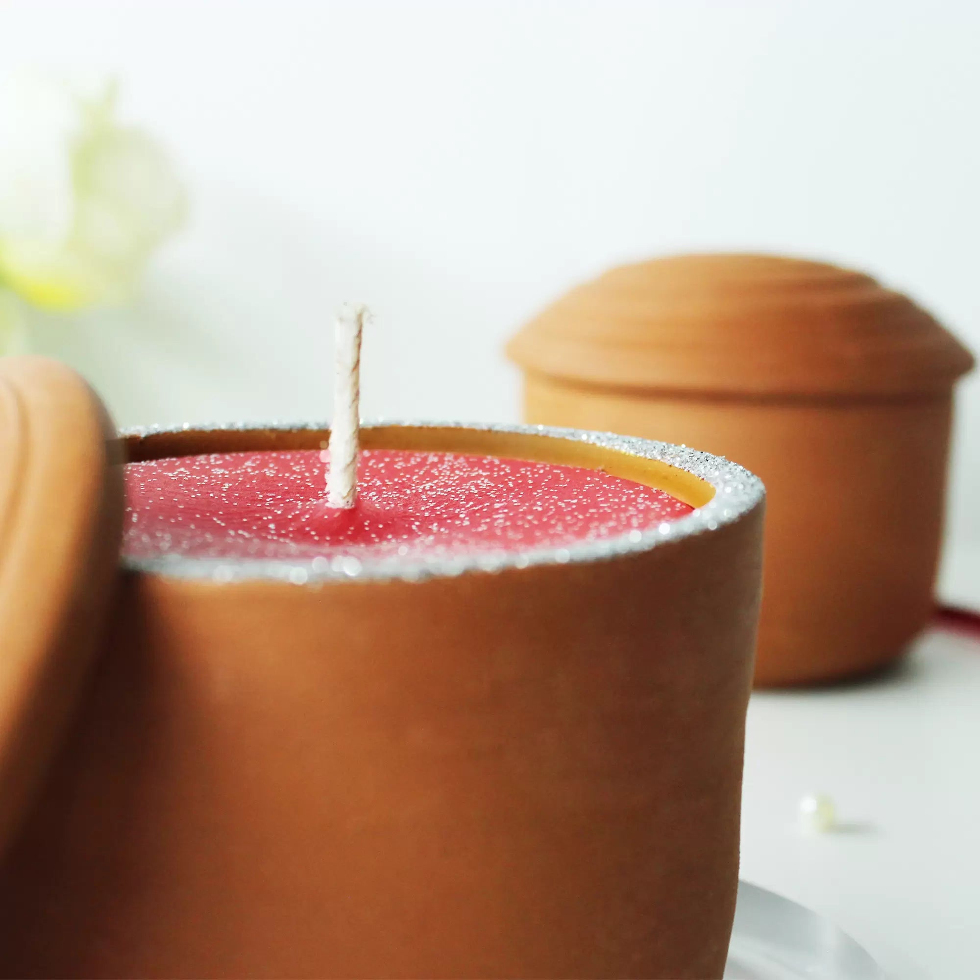 HUT Premium Soy Wax Blend Candles / Reusable Candle Holder Pot – Set of 2