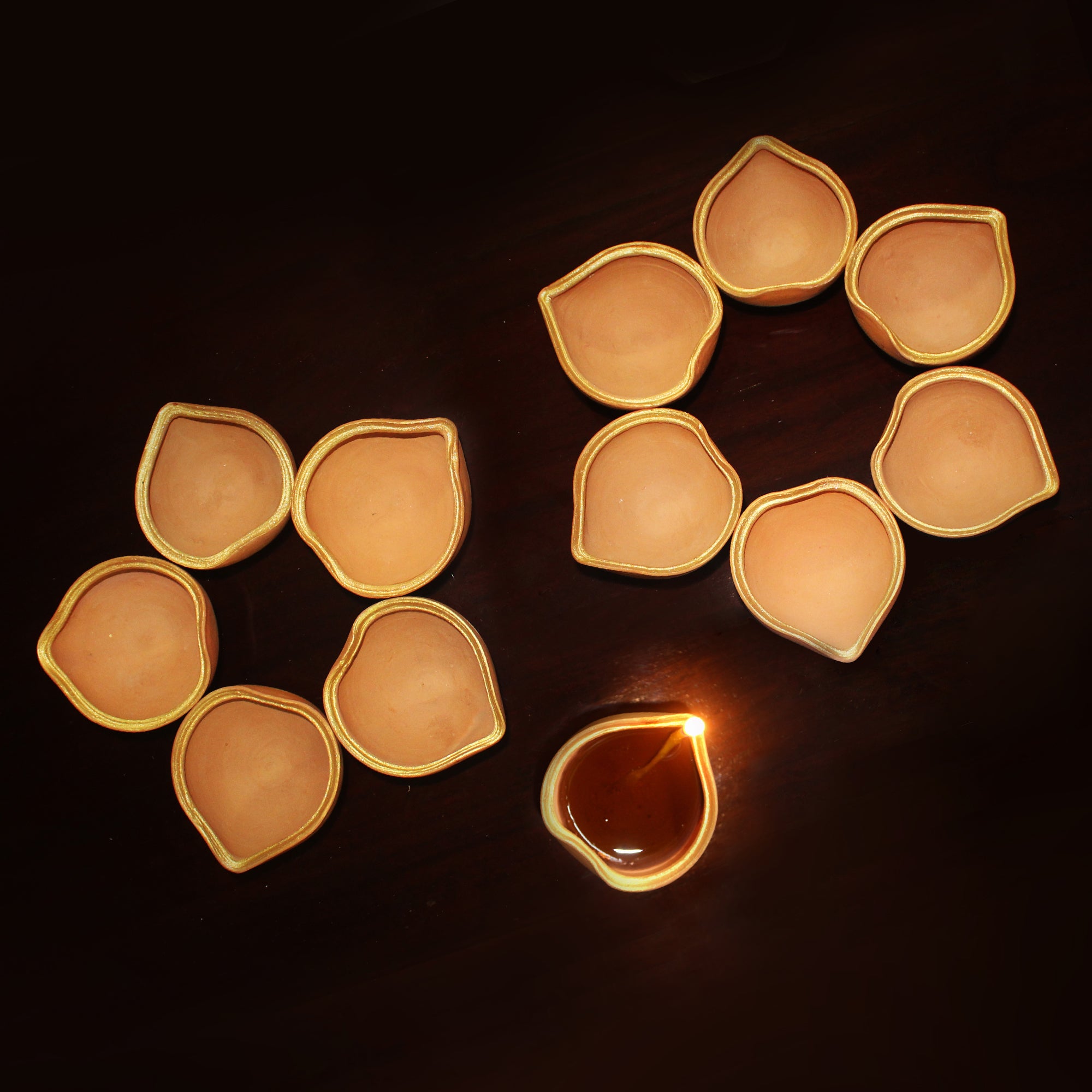 Heart Shape Diya – Diwali Special (Set of 12 Diyas & Cotton Wicks)