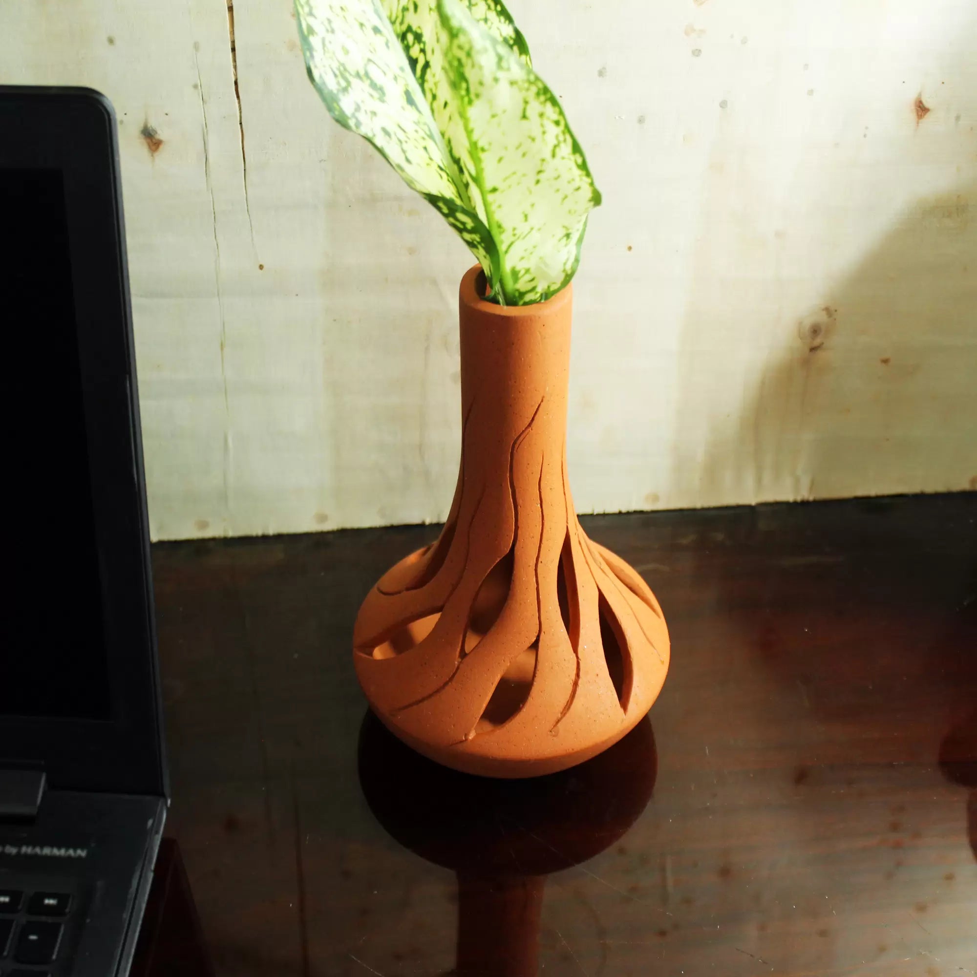 Fountain Cut Profiled Flower Vase